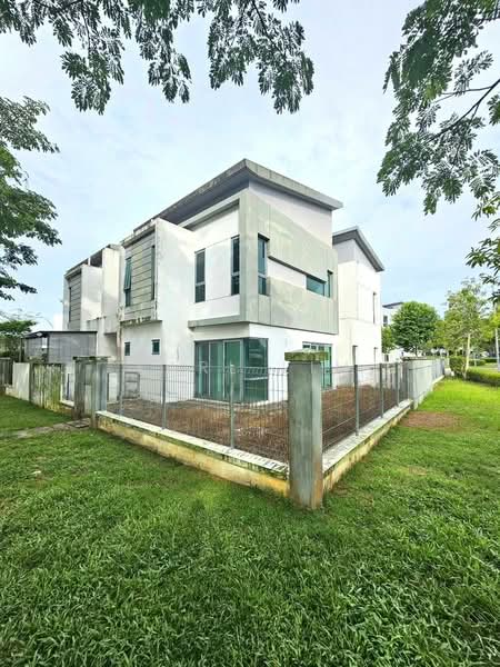 Semi-Detached House for Sale in Lenang Heights (Johor Bahru) - Karl Lim - Exterior - PropertyGuru.com.my