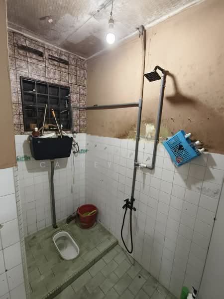 Rumah Teres 1 Tingkat untuk Dijual di Taman Dahlia (Tampoi) - Calley Chin - PropertyGuru.com.my