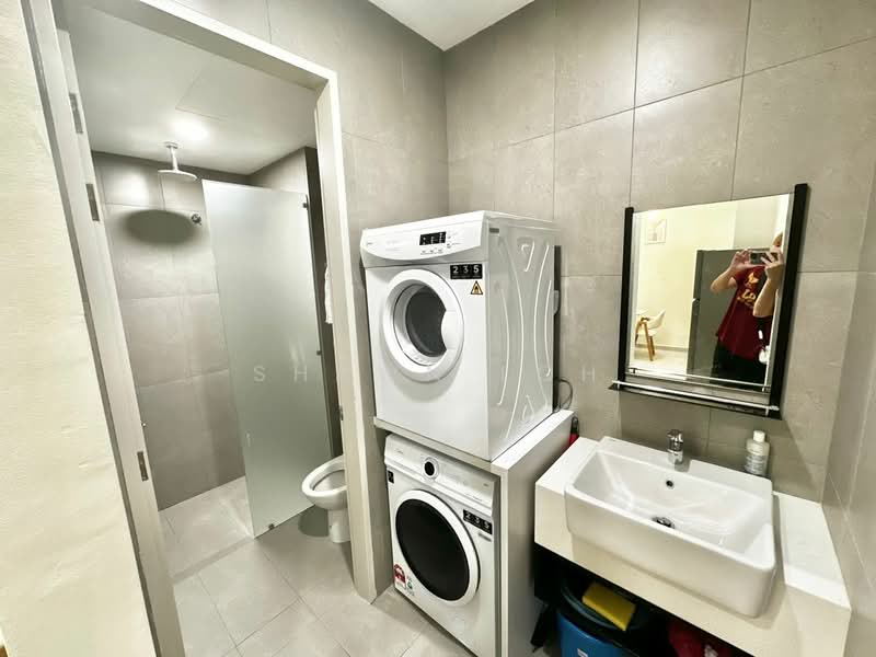 Service Residence for Rent at YOLO Signature Suites - Shawn Loh - Bathroom - PropertyGuru.com.my