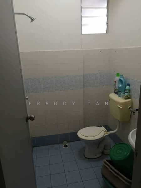 Pangsapuri untuk Dijual di Desa Alor Vista - Freddy Tan - Bathroom - PropertyGuru.com.my