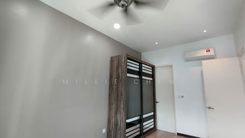 Condominium for Rent at Iconic Skies - Millie Chew - Bedroom - PropertyGuru.com.my
