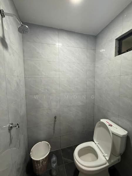 2-storey Terraced House for Sale in Bandar Baru Permas Jaya (Permas Jaya) - Wil Mong - Bathroom - PropertyGuru.com.my