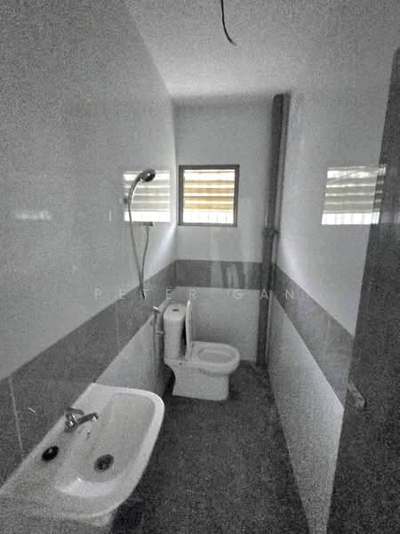 Rumah Teres 1 Tingkat untuk Dijual di Taman Pasir Puteh (Ipoh) - Peter Gan - Bathroom - PropertyGuru.com.my