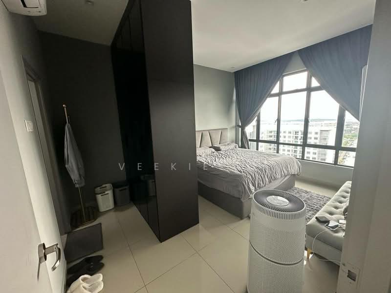 Apartment for Sale at Austin Regency (Pangsapuri Austin Perdana) - Veekie Ng - Bedroom - PropertyGuru.com.my