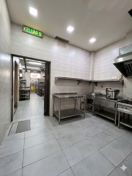 Kedai untuk Dijual di Pudu (KL City Centre) - Vickky Wong CF - Kitchen - PropertyGuru.com.my
