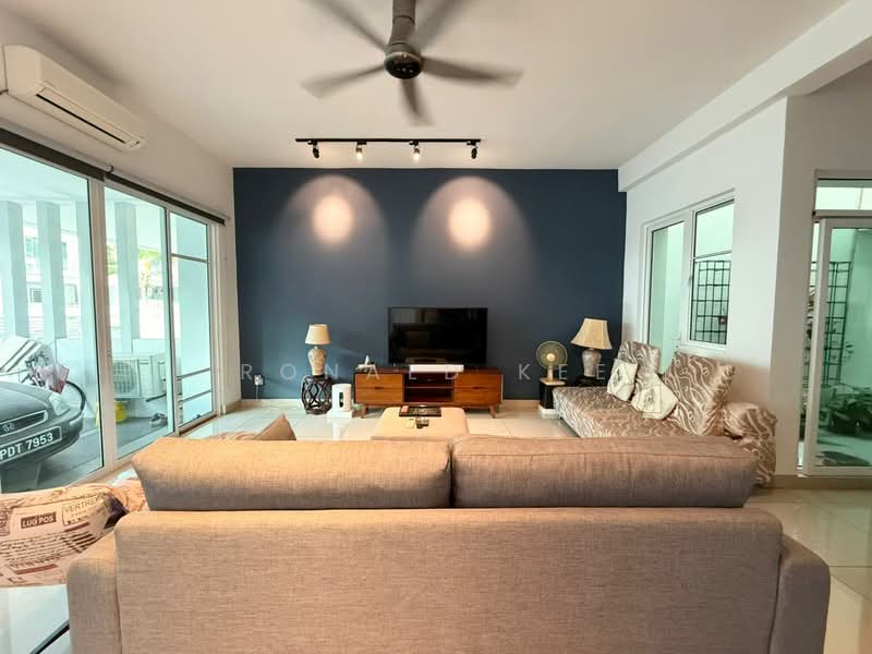 2-storey Terraced House for Sale in Kampung Perlis (Bayan Lepas) - Ronald Kee - Living Room - PropertyGuru.com.my