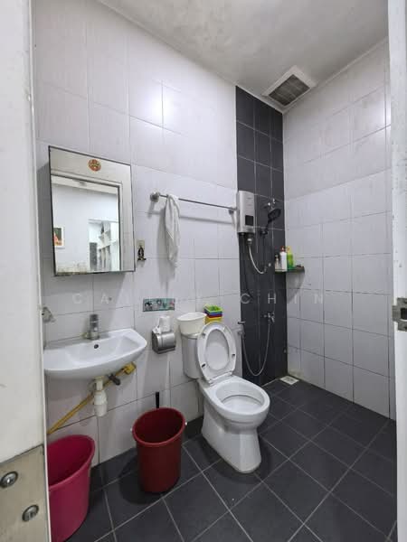 Rumah Teres 1 Tingkat untuk Dijual di Pekan Nenas (Johor) - Calley Chin - Bathroom - PropertyGuru.com.my