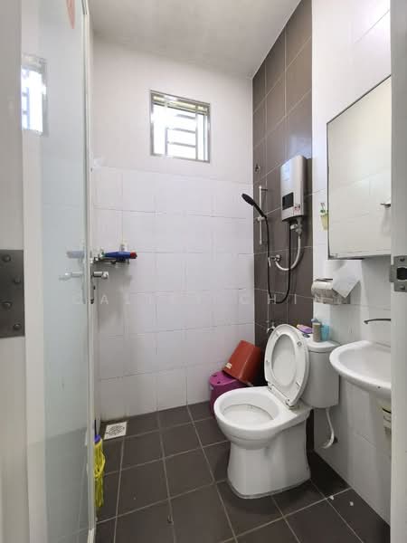 Rumah Teres 1 Tingkat untuk Dijual di Pekan Nenas (Johor) - Calley Chin - Bathroom - PropertyGuru.com.my