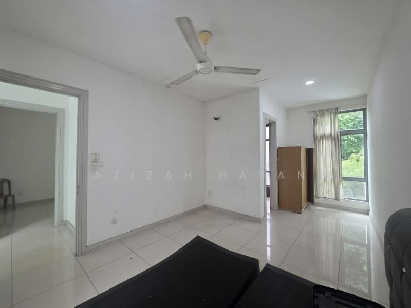 2-storey Terraced House for Sale in Setia Eco Glades (Cyberjaya) - Azizah Hasan - Living Room - PropertyGuru.com.my