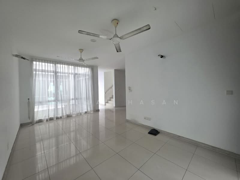 2-storey Terraced House for Sale in Setia Eco Glades (Cyberjaya) - Azizah Hasan - Living Room - PropertyGuru.com.my