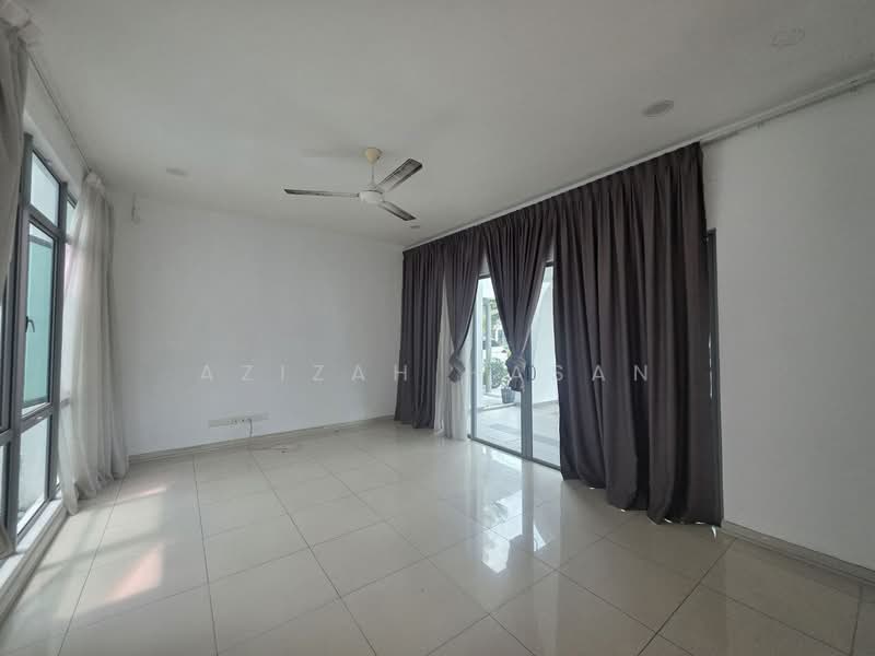 2-storey Terraced House for Sale in Setia Eco Glades (Cyberjaya) - Azizah Hasan - Living Room - PropertyGuru.com.my