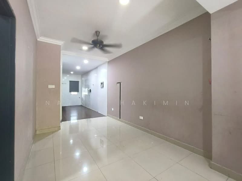 2-storey Terraced House for Sale in Bandar Tasik Puteri (Rawang) - Nazrin Hakimin - Living Room - PropertyGuru.com.my