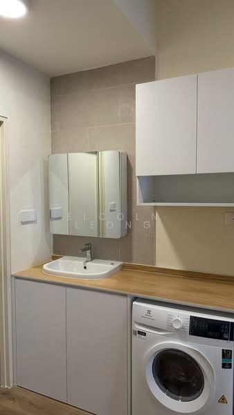 Service Residence for Rent at 8th & Stellar - Elcoln Leong - Bathroom - PropertyGuru.com.my