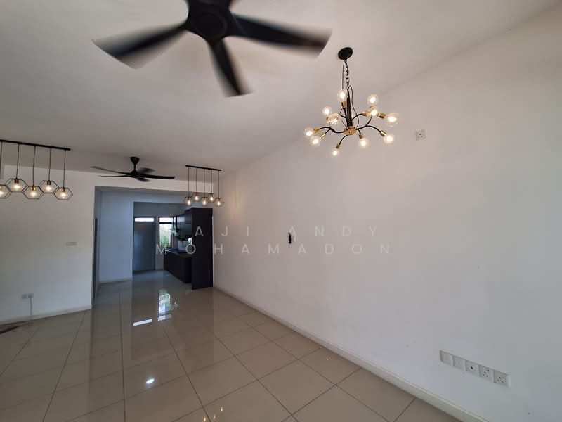 Rumah Teres 2 Tingkat untuk Disewa di Johor Bahru (Johor) - Haji Andy Mohamadon - Interior - PropertyGuru.com.my