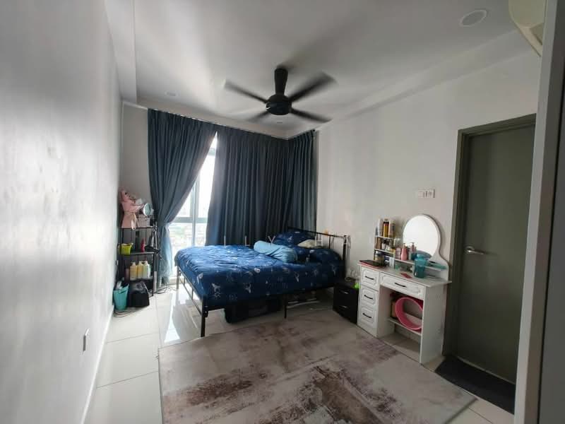 Servis Apartment untuk Disewa di KSL Residence @ Daya - Emily Hau - Bedroom - PropertyGuru.com.my