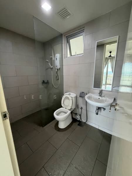 Condominium for Sale at Nadayu63 - Lee Soo Bee - Bathroom - PropertyGuru.com.my