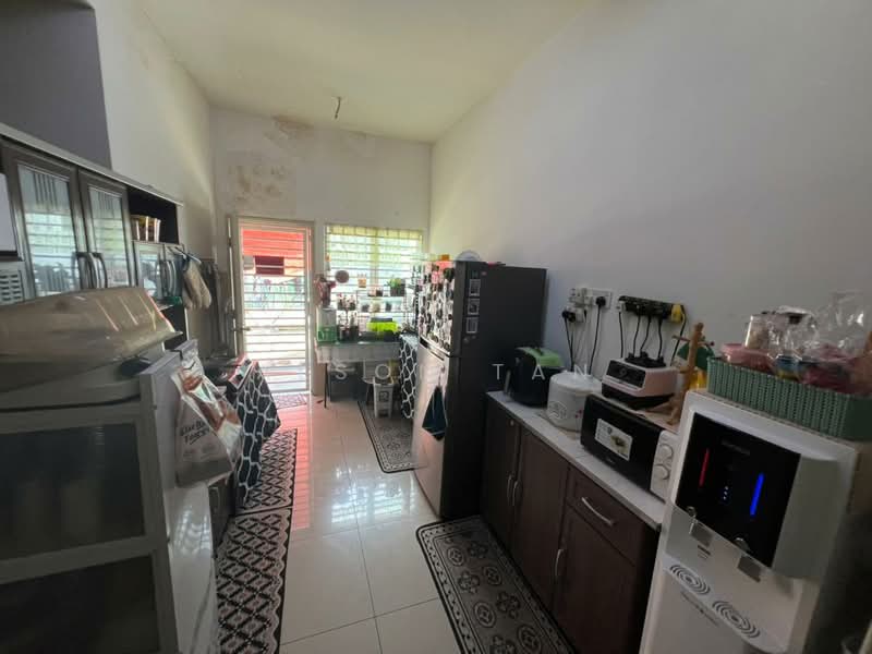 Rumah Teres 2 Tingkat untuk Disewa di Semenyih (Selangor) - Alson Tan - Kitchen - PropertyGuru.com.my