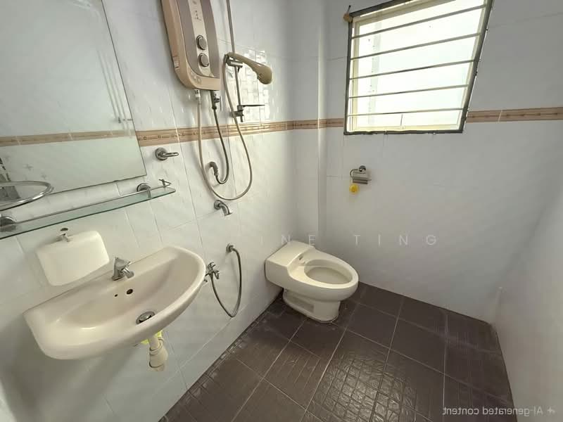 2-storey Terraced House for Sale in Taman Kajang Prima (Kajang) - Celestine Ting - Bathroom - PropertyGuru.com.my