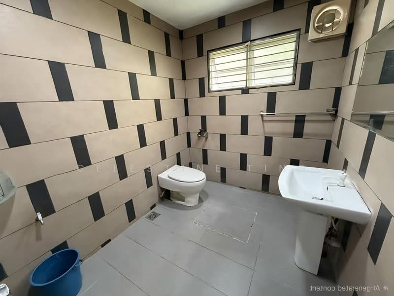 2-storey Terraced House for Sale in Taman Kajang Prima (Kajang) - Celestine Ting - Bathroom - PropertyGuru.com.my