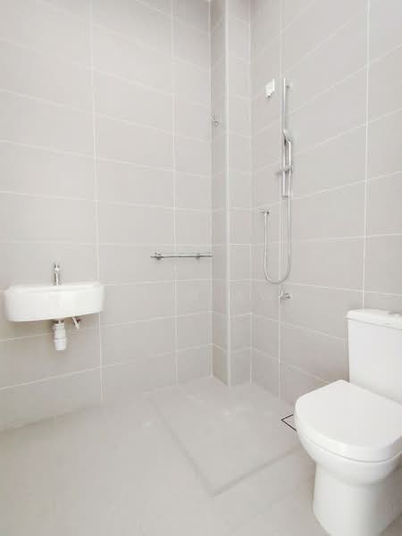 Rumah Teres 2 Tingkat untuk Dijual di Masai (Johor) - Finn Aw - Bathroom - PropertyGuru.com.my