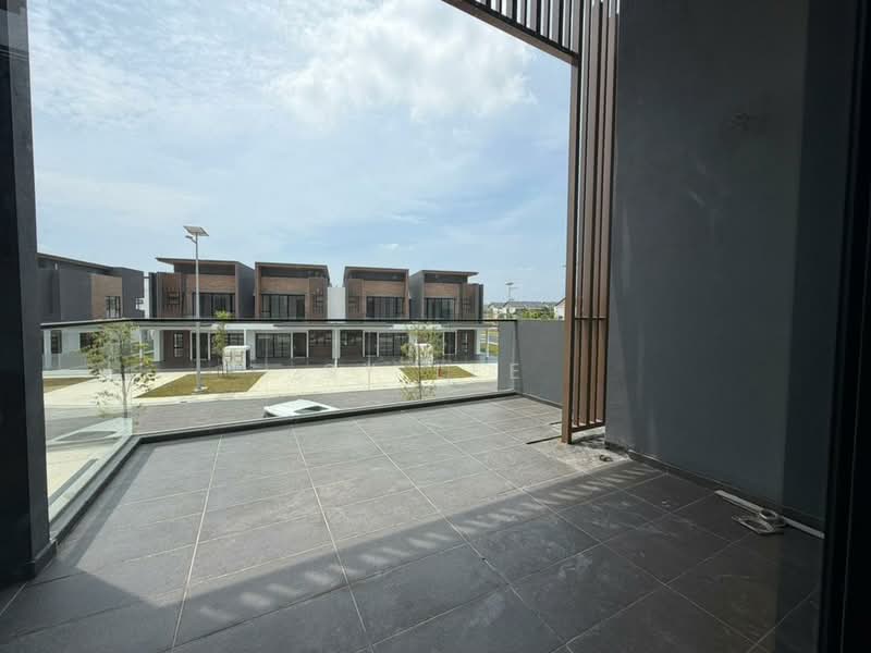 2-storey Terraced House for Rent in Bandar Gamuda Cove (Dengkil) - SY Lee - Exterior - PropertyGuru.com.my