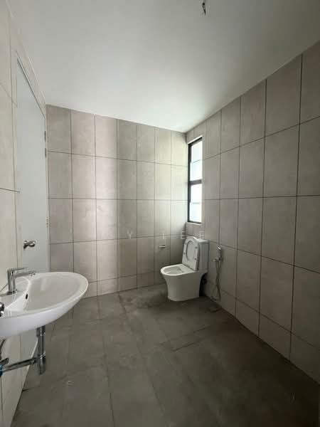 2-storey Terraced House for Rent in Bandar Gamuda Cove (Dengkil) - SY Lee - Bathroom - PropertyGuru.com.my