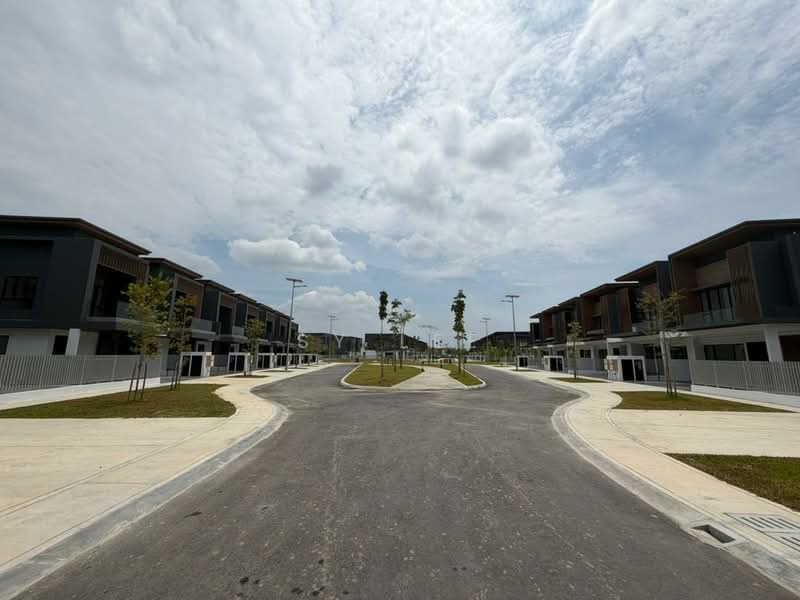 2-storey Terraced House for Rent in Bandar Gamuda Cove (Dengkil) - SY Lee - Exterior - PropertyGuru.com.my