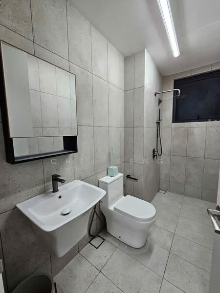 Kondominium untuk Disewa di EdgeWood Residences @ SkySanctuary - Chee Seng - Bathroom - PropertyGuru.com.my