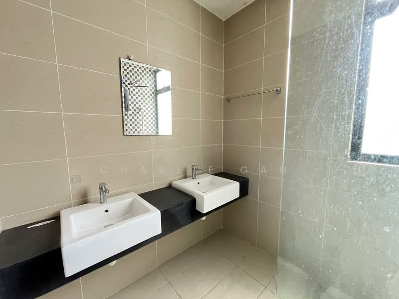 Semi-Detached House for Rent in Canary Garden (Klang) - Charlie Gan - Bathroom - PropertyGuru.com.my