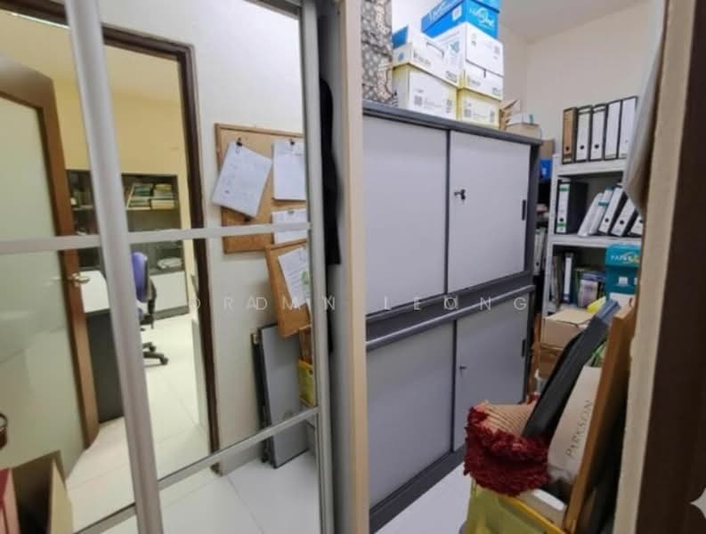 Semi-Detached House for Sale in Usj 5 (Subang Jaya) - Jordan Leong - Study - PropertyGuru.com.my