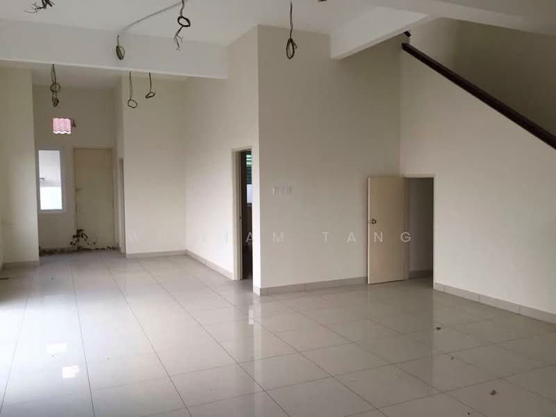 Semi-Detached House for Sale in Taman Sungai Puyu (Butterworth) - William Tang - Living Room - PropertyGuru.com.my