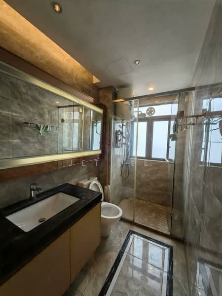 Servis Apartment untuk Disewa di R&F Princess Cove Phase 1 - Jet Lee - Bathroom - PropertyGuru.com.my