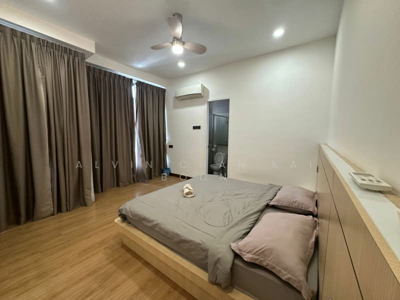 Servis Apartment untuk Dijual di Atlantis Residences (Pangsapuri Atlantis Kota Syahbandar) - Alvin Chan Kai Boon - Bedroom - PropertyGuru.com.my