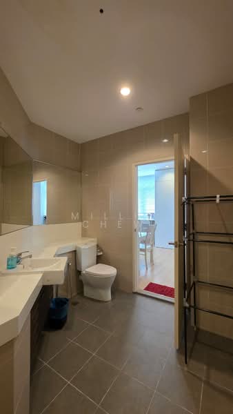 Service Residence for Sale at One One Eight (118 @ Island Plaza) - Millie Chew - Bathroom - PropertyGuru.com.my