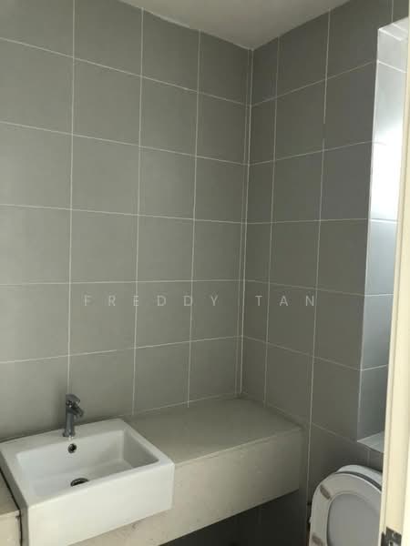 Condominium for Sale at Imperial Residences - Freddy Tan - Bathroom - PropertyGuru.com.my