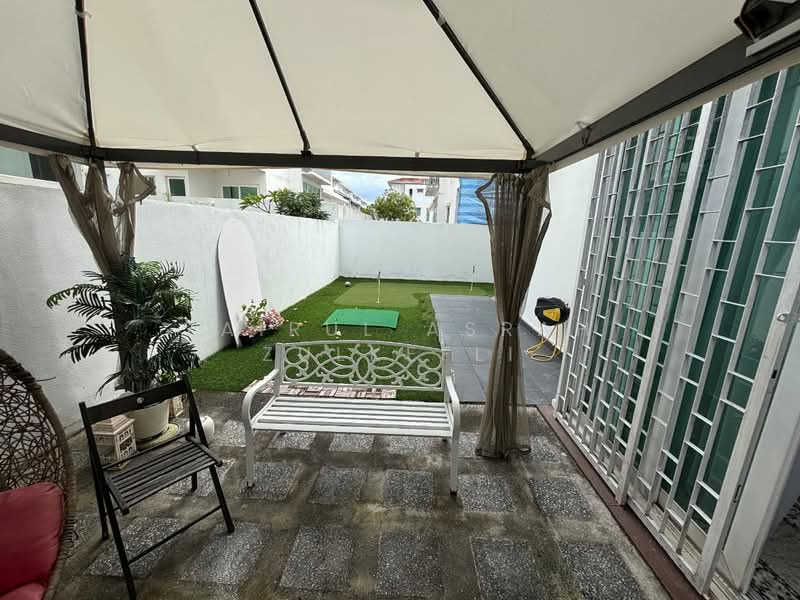 Semi-Detached House for Sale in Kajang (Selangor) - Zairul Asrah Zulkefli - Garden - PropertyGuru.com.my