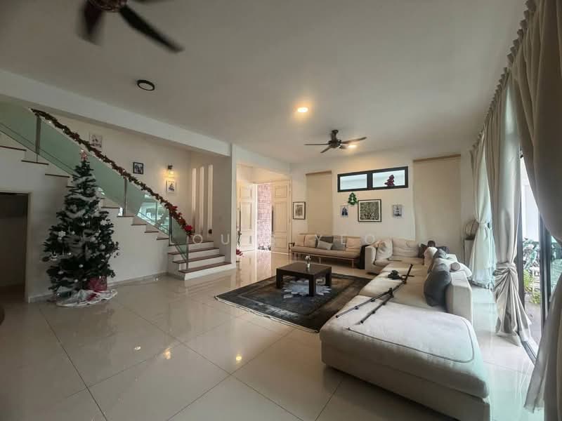 Rumah Berkembar untuk Dijual di Johor Bahru (Johor) - Louis Yeo - Living Room - PropertyGuru.com.my