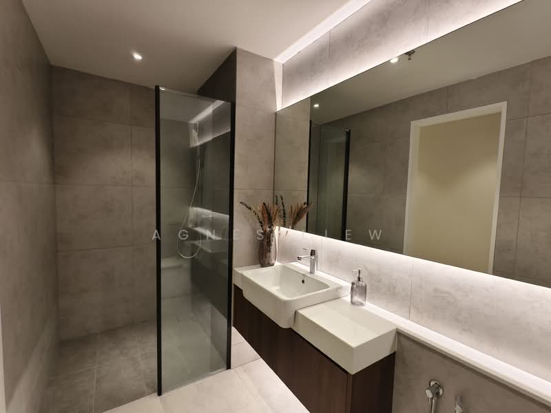 Servis Apartment untuk Dijual di Golden Crown Residence - Agnes Liew - Bathroom - PropertyGuru.com.my