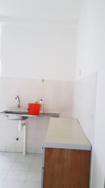 Pangsapuri untuk Disewa di Sri Ivori Apartment - Jerry Tan - Kitchen - PropertyGuru.com.my
