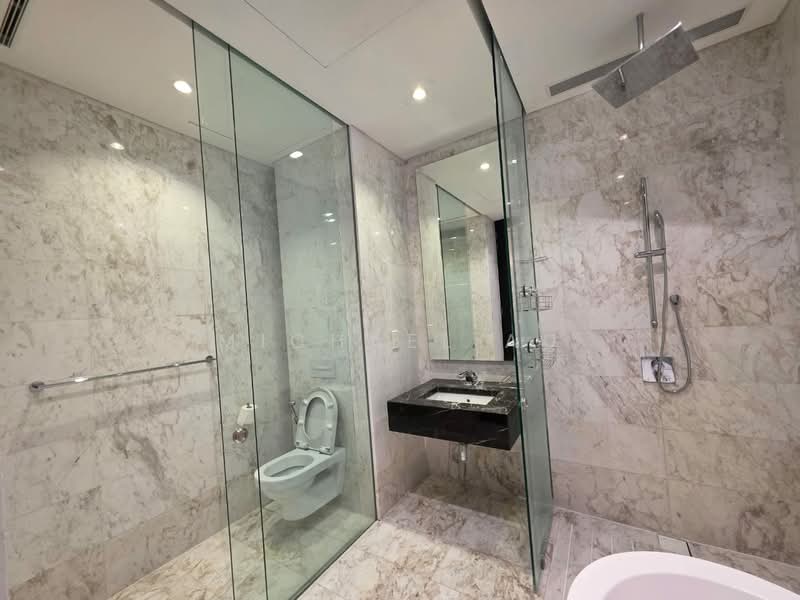 Service Residence for Rent at Banyan Tree Signatures - Michael Au - Bathroom - PropertyGuru.com.my