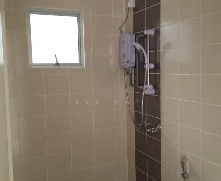 Servis Apartment untuk Disewa di I Residence - Eva Yap - Bathroom - PropertyGuru.com.my
