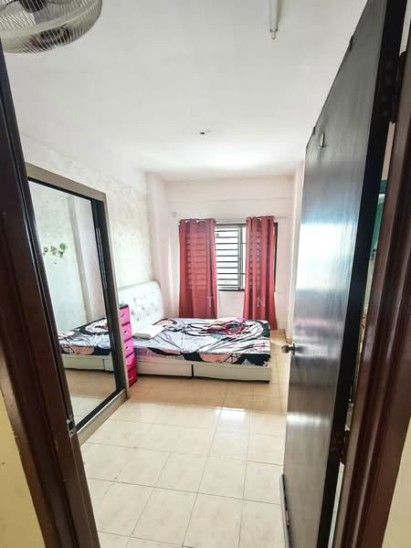 Apartment for Rent at Bayu Puteri 3 - CS Tan - Bedroom - PropertyGuru.com.my