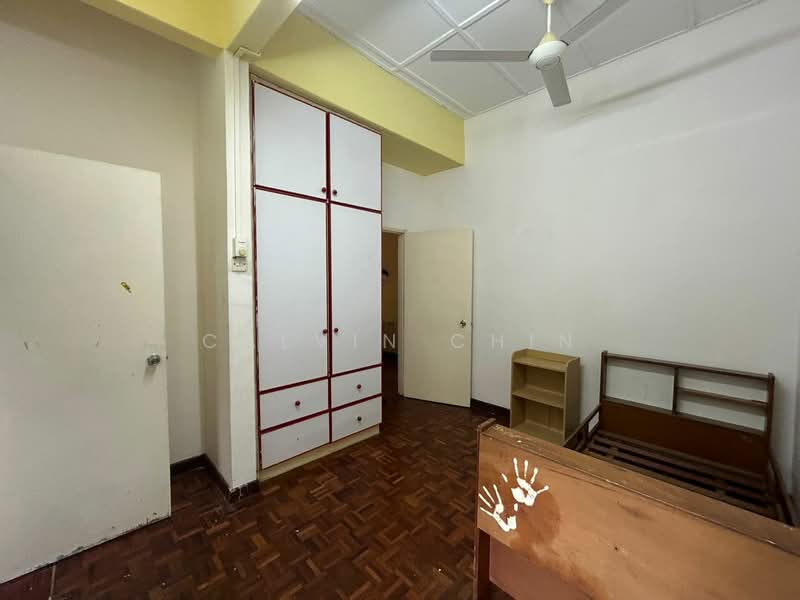 3.5-storey Terraced House for Rent in Ampang Jaya (Ampang) - calvin Chin - Bedroom - PropertyGuru.com.my
