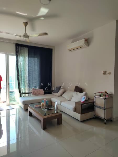 Condominium for Rent at Scenaria @ North Kiara Hills - Kian Boon Chee - Living Room - PropertyGuru.com.my