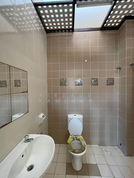 2-storey Terraced House for Sale in Denai Alam (Shah Alam) - Firdaus Hamidun - Bathroom - PropertyGuru.com.my