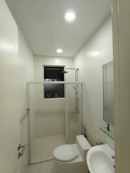 Condominium for Sale at Idaman Residence - Sue Tey - Bathroom - PropertyGuru.com.my