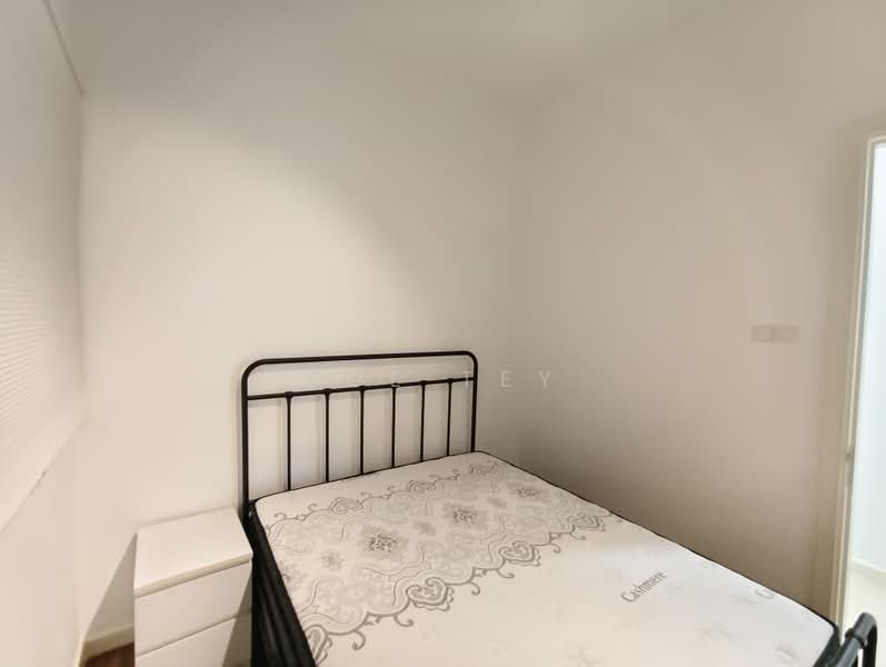 Condominium for Sale at Idaman Residence - Sue Tey - Bedroom - PropertyGuru.com.my