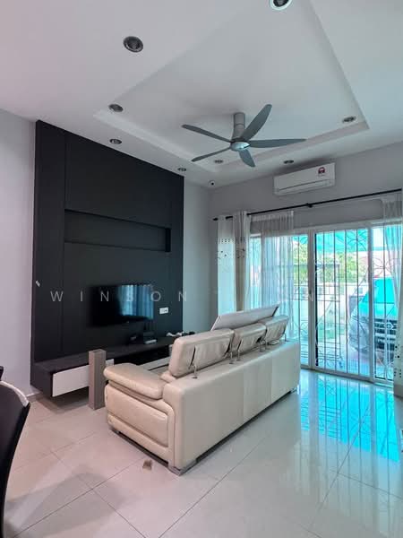 2.5-storey Terraced House for Sale in Bayan Lepas (Penang) - Winson Chong - Living Room - PropertyGuru.com.my