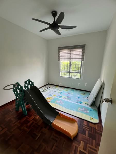 Pangsapuri untuk Dijual di D' Kiara Apartment - Jessie Lee - Bedroom - PropertyGuru.com.my