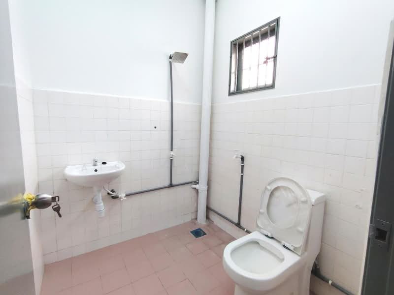 Terraced House for Sale in Bandar Country Homes (Rawang) - Faisal Abu Omar - PropertyGuru.com.my